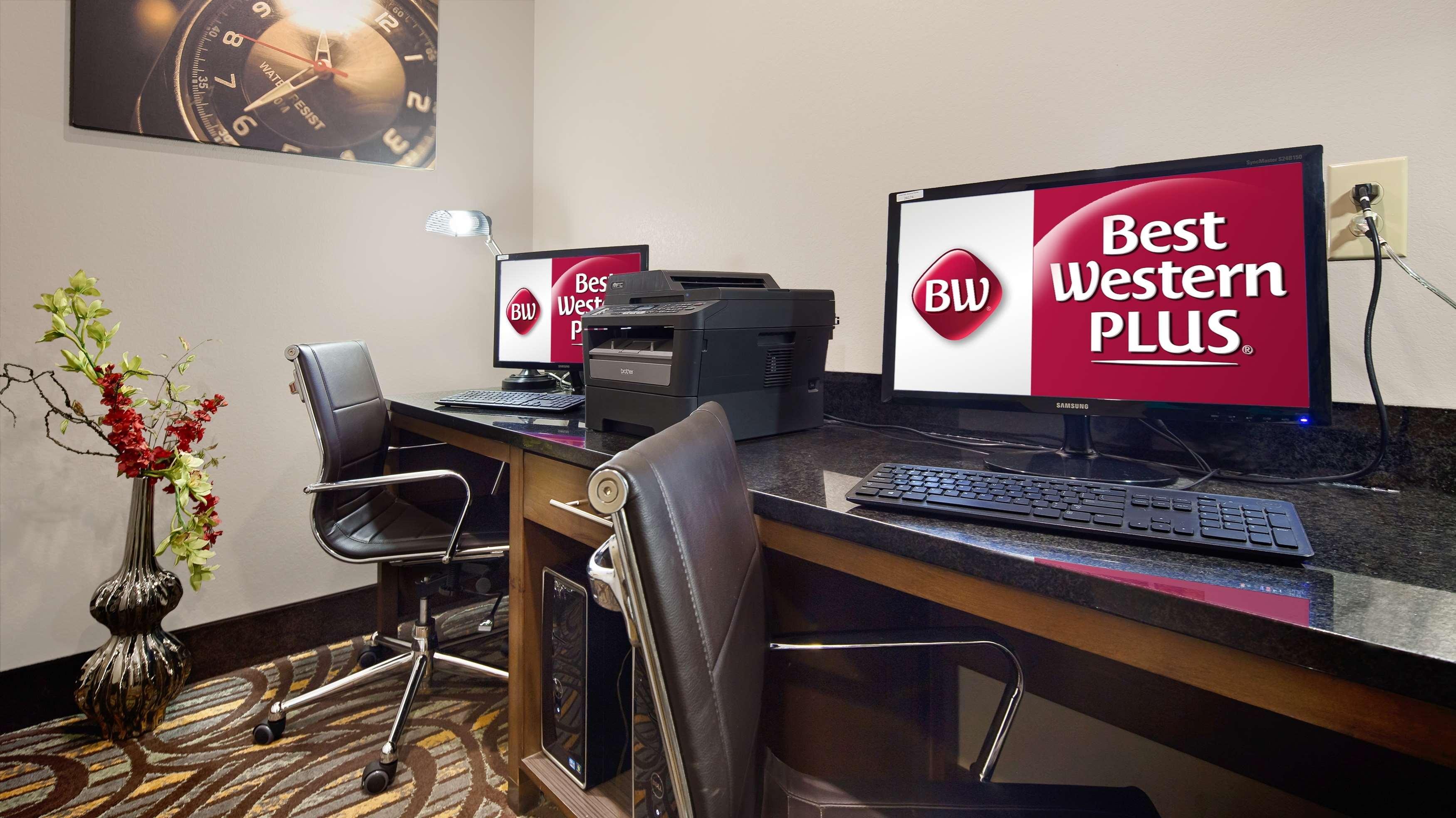Best Western Plus Washington Hotel Exterior photo