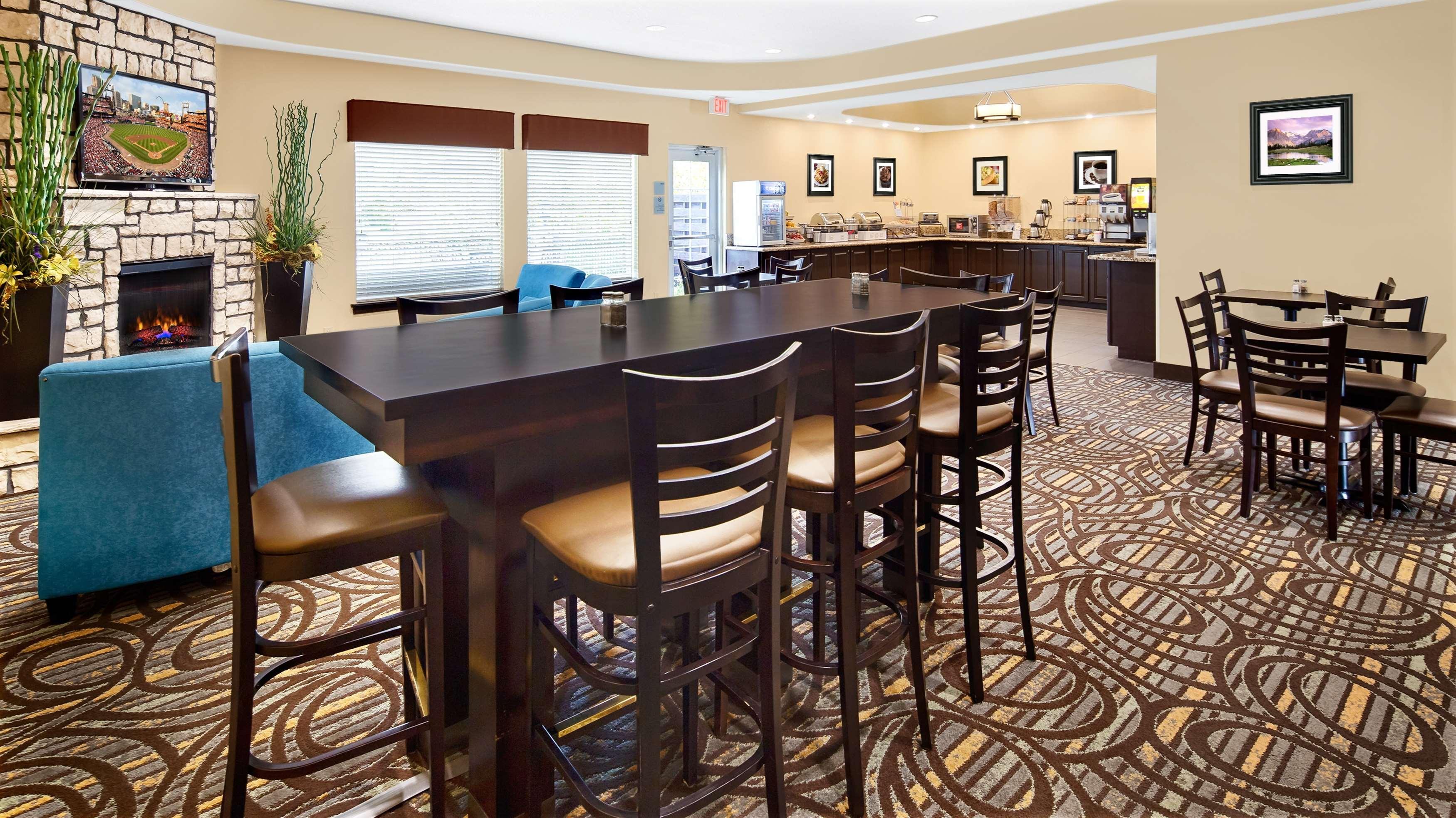 Best Western Plus Washington Hotel Exterior photo